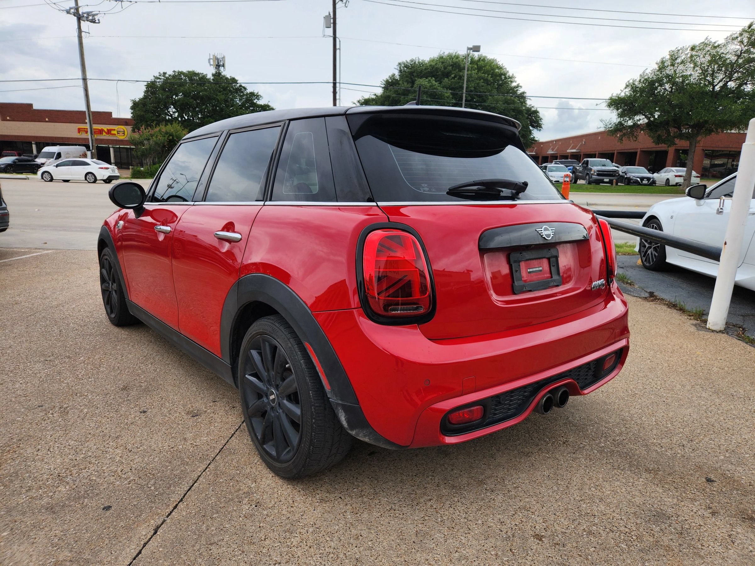 Used 2019 MINI Cooper S w/ Premium Package FWD image 3