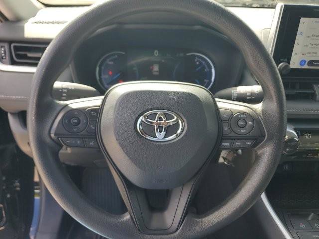 Used 2024 Toyota RAV4 LE image 25
