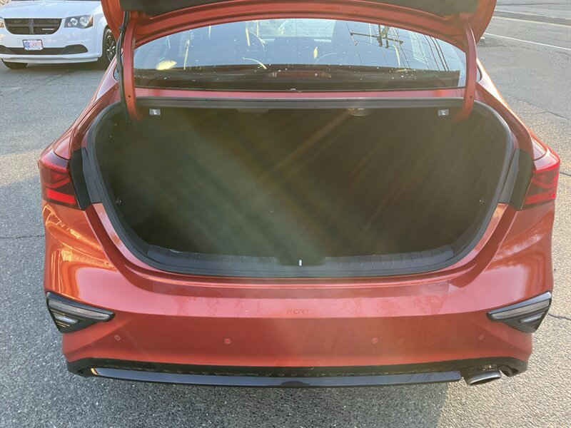 Used 2019 Kia Forte EX w/ Option Group 020 FWD image 12