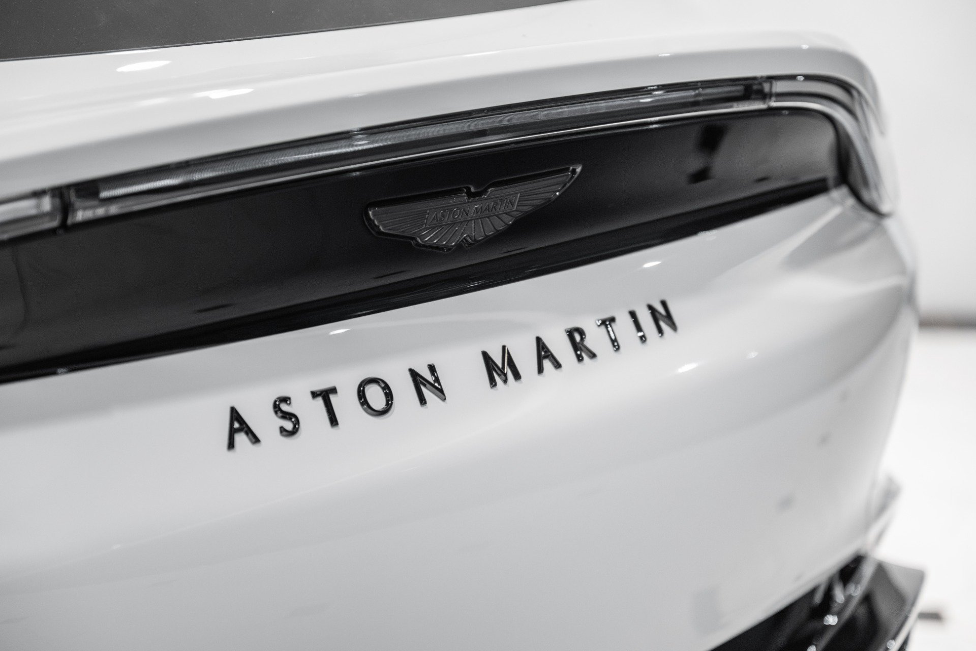 New 2026 Aston Martin DBX 707 AWD/4WD image 8