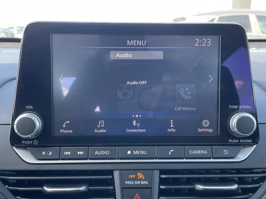 Used 2024 Nissan Altima 2.5 SV image 23