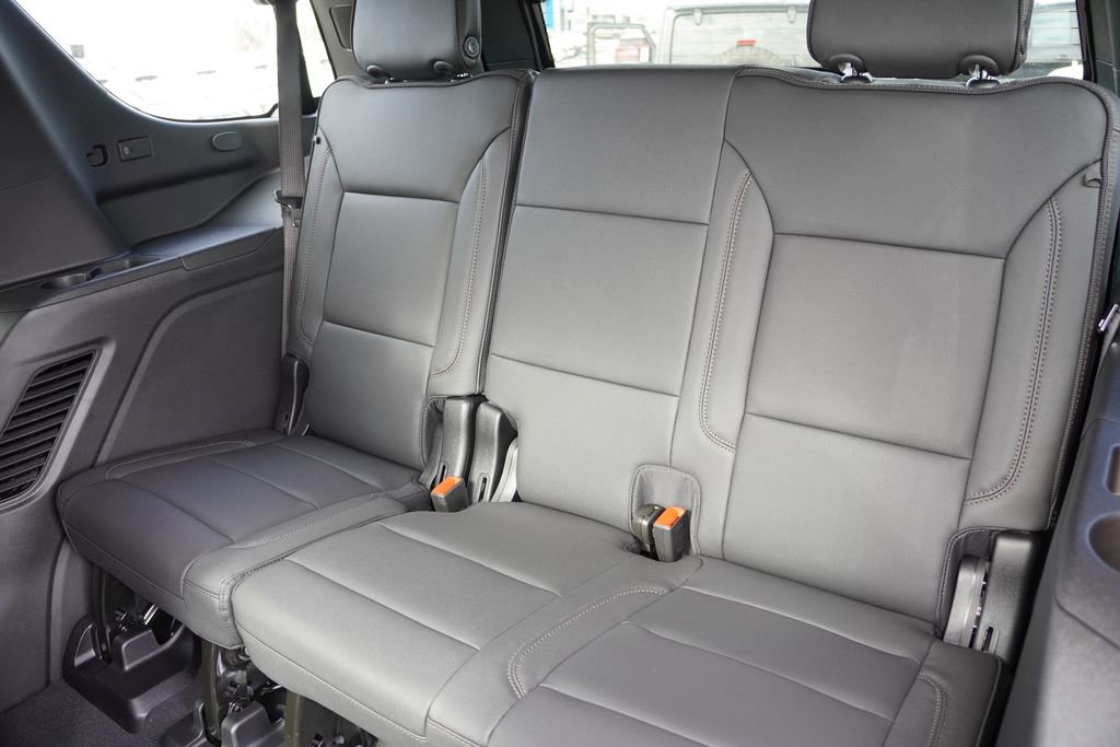New 2026 Chevrolet Tahoe High Country AWD/4WD image 13