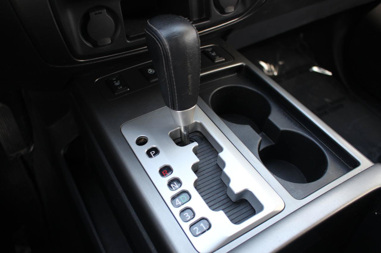Used 2013 Nissan Armada Platinum AWD/4WD image 27