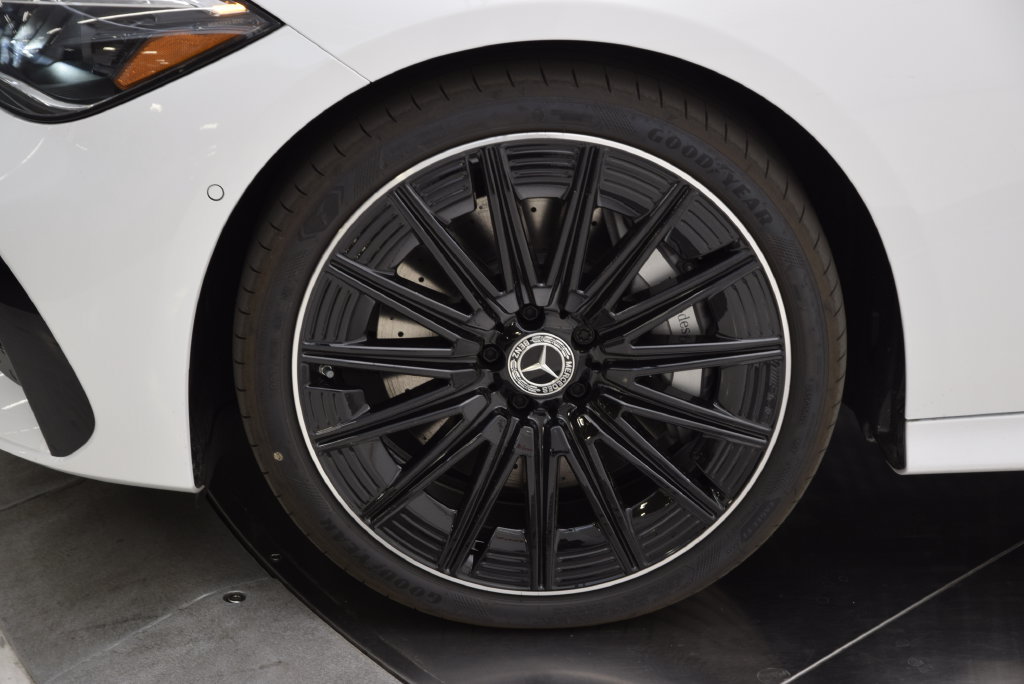 New 2026 Mercedes-Benz CLE 450 4MATIC Coupe image 12