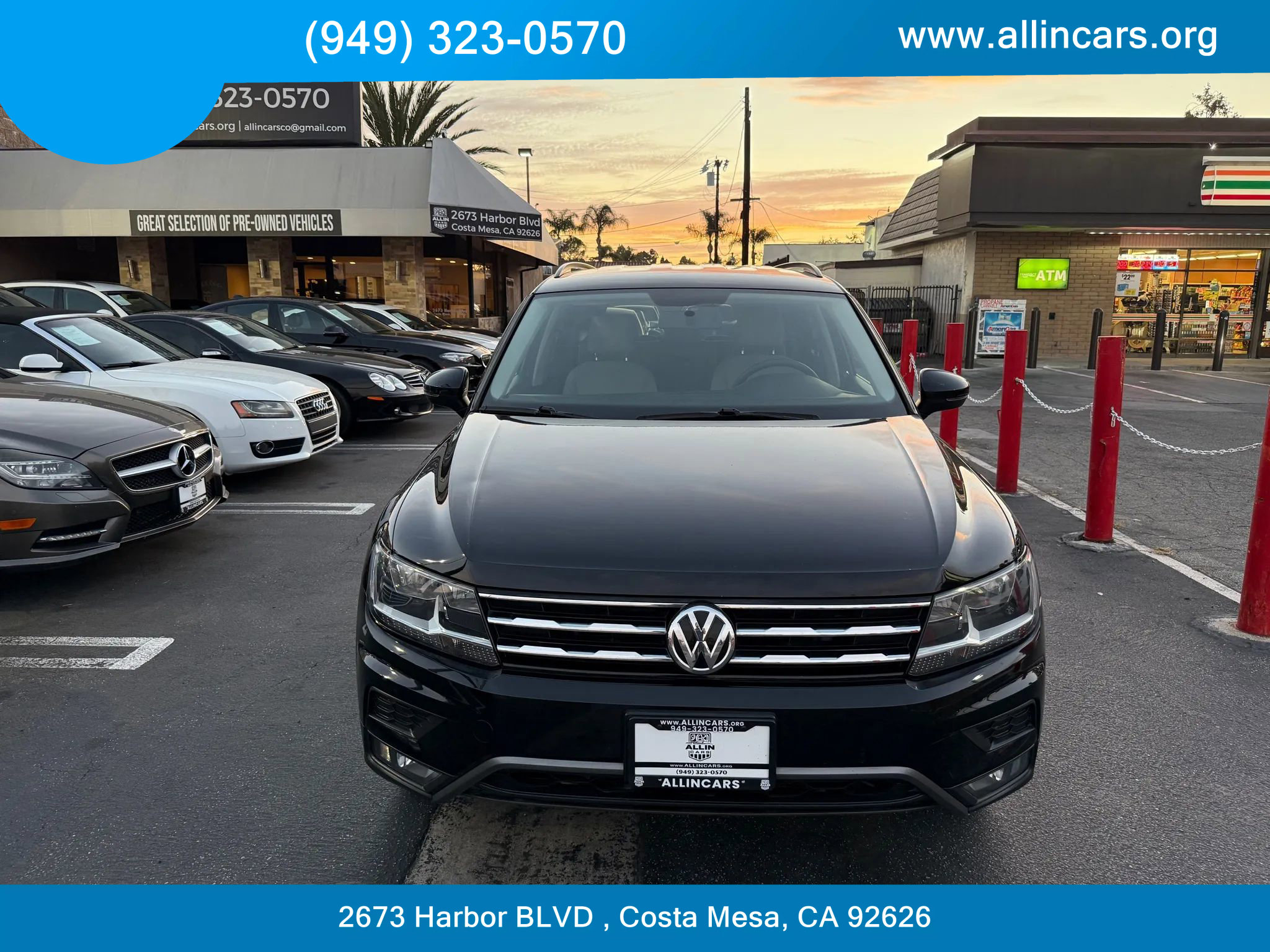 Used 2018 Volkswagen Tiguan S image 2