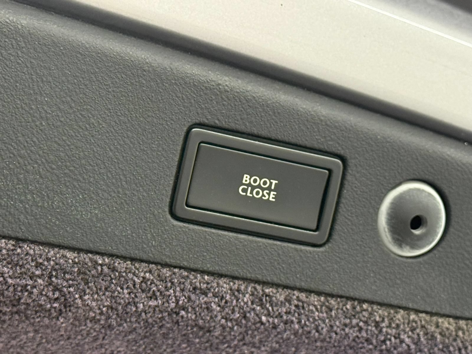 Used 2006 Bentley Flying Spur Flying Spur AWD/4WD image 50