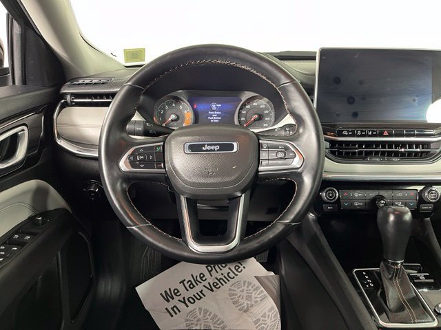 Used 2022 Jeep Compass Limited AWD/4WD image 19