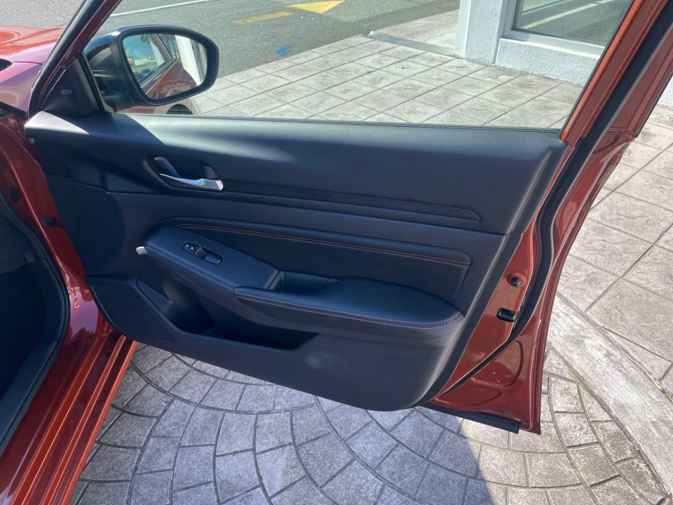 Used 2022 Nissan Altima 2.5 SR image 37