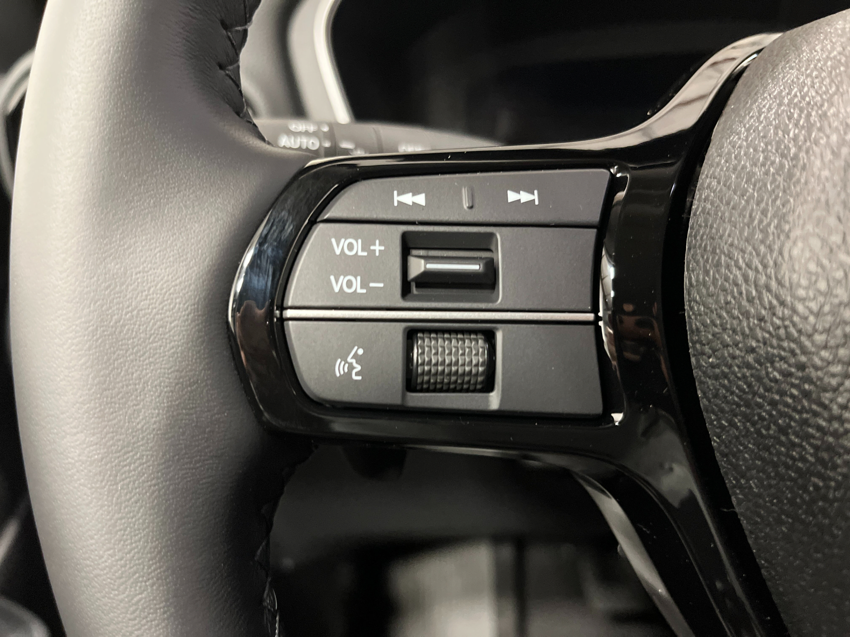 New 2026 Honda Pilot Touring image 16