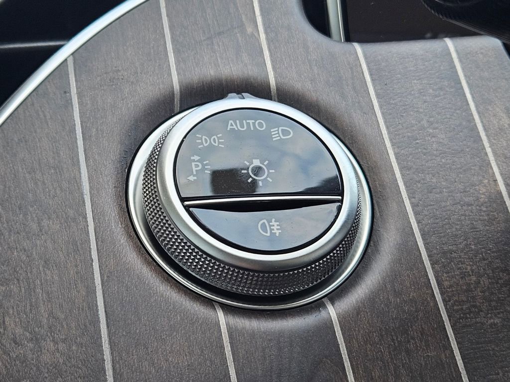 New 2026 Mercedes-Benz E 350 4MATIC Sedan image 25