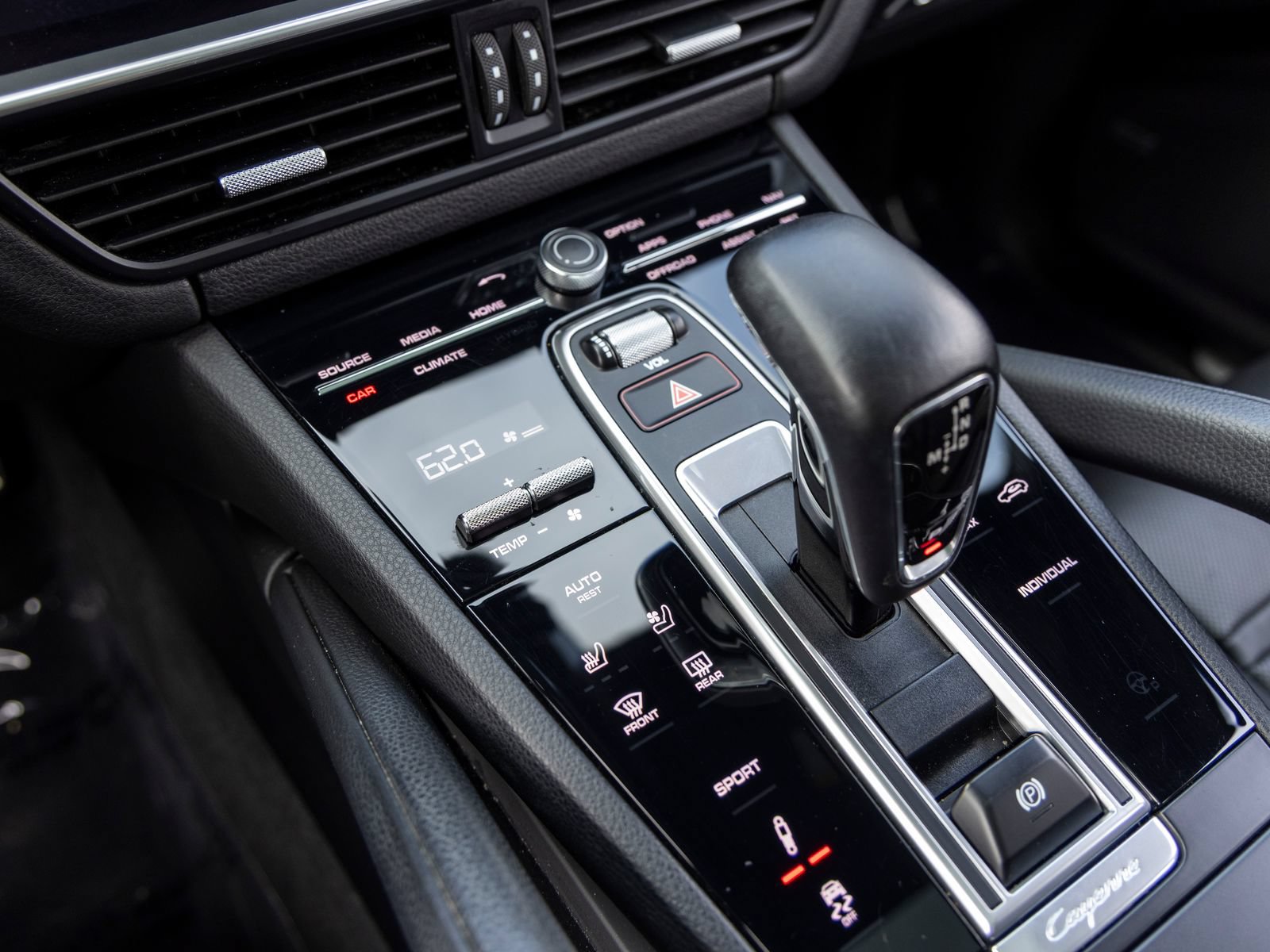 Certified 2022 Porsche Cayenne S AWD/4WD image 45