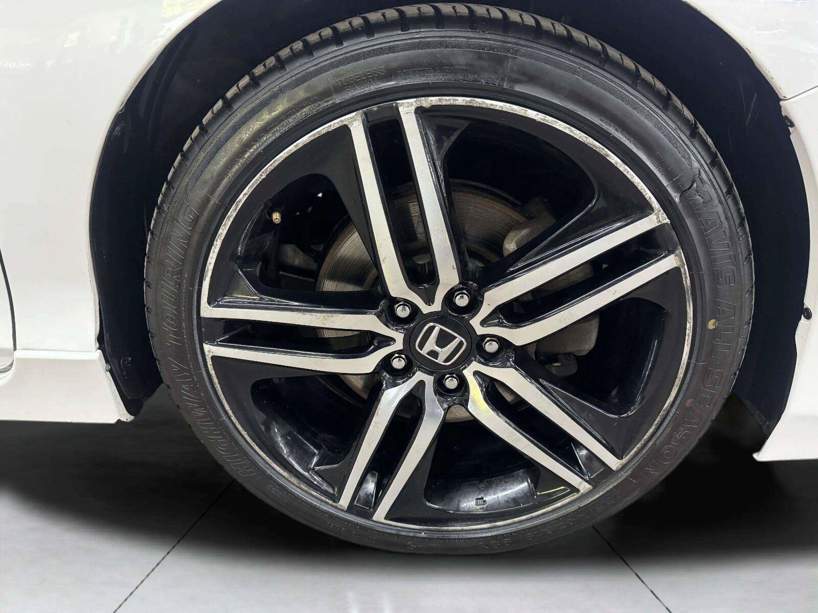 Used 2017 Honda Accord Sport Special Edition image 38