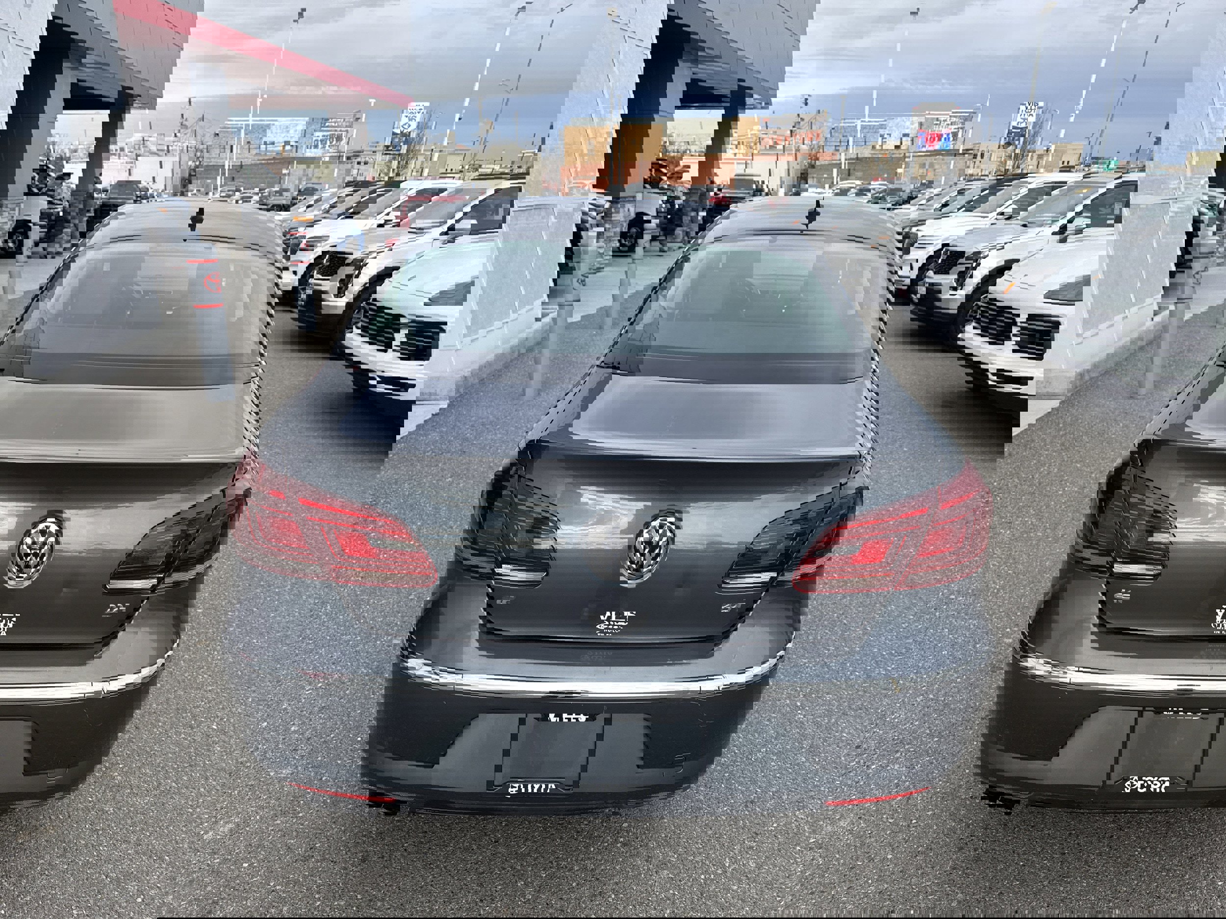 Used 2013 Volkswagen CC Sport image 7