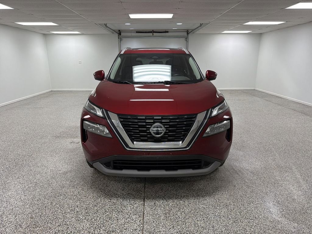 Used 2021 Nissan Rogue SV AWD/4WD image 3
