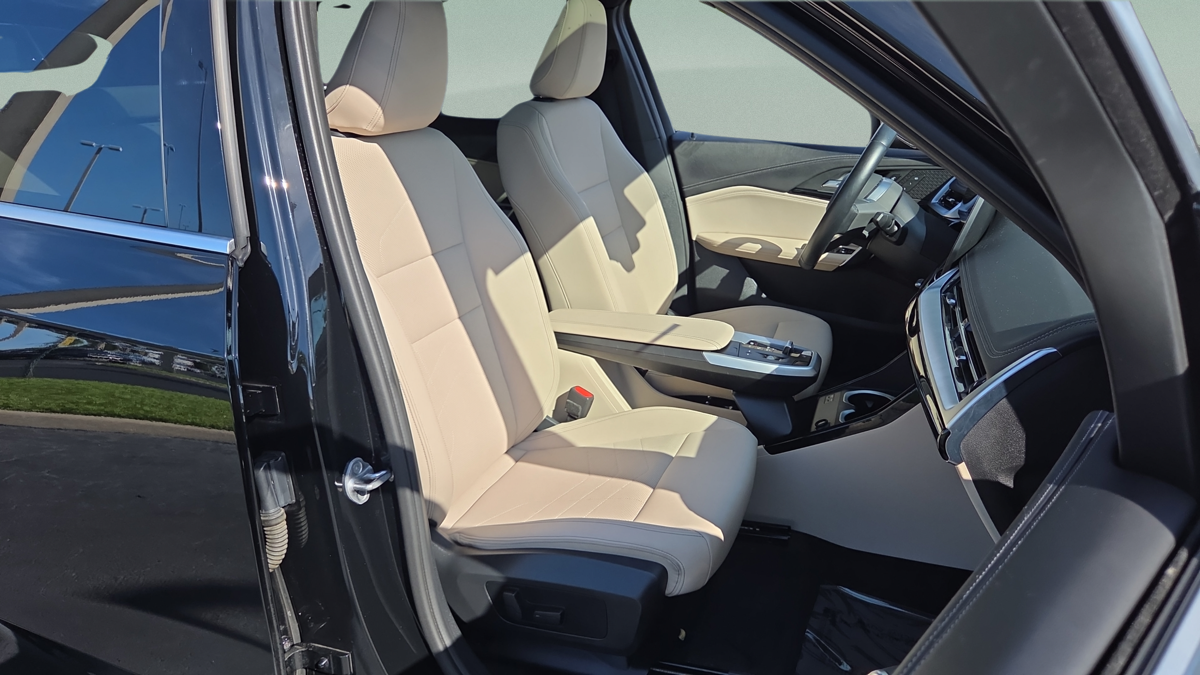Used 2023 BMW X1 xDrive28i w/ Convenience Package AWD/4WD image 17