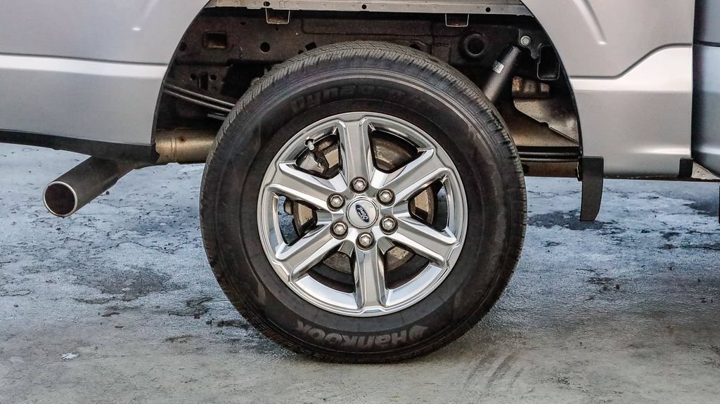 Used 2025 Ford F150 XLT w/ Equipment Group 301A Standard AWD/4WD image 12