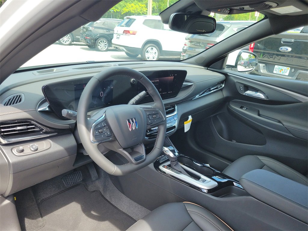 New 2025 Buick Envista Avenir image 11