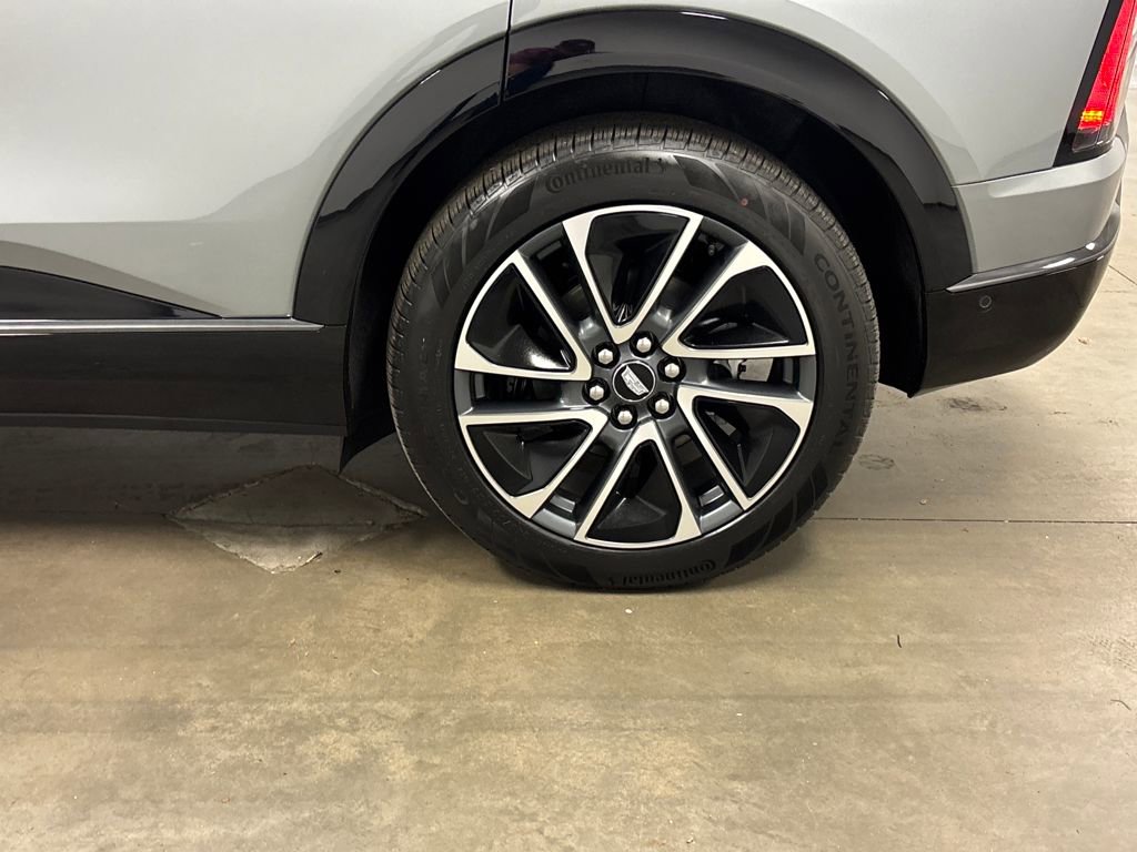 New 2026 Cadillac Optiq Sport 1 image 11