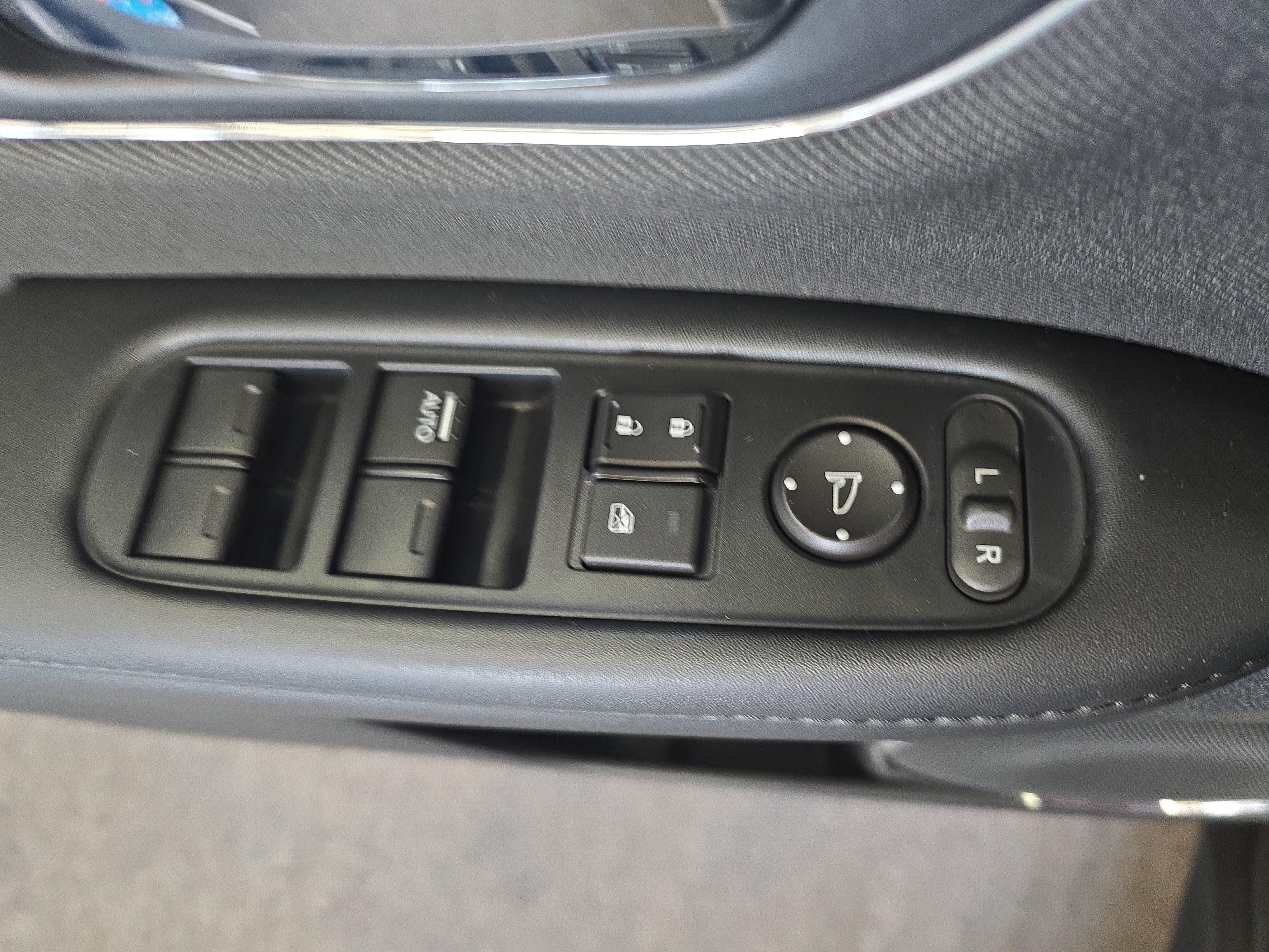 Used 2020 Honda HR-V EX image 27