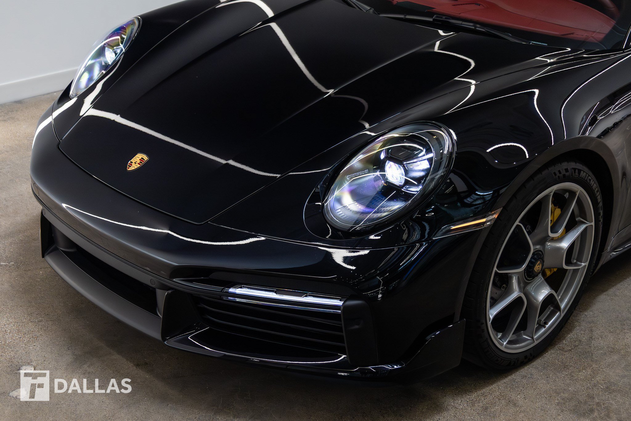 Used 2022 Porsche 911 Turbo S AWD/4WD image 5