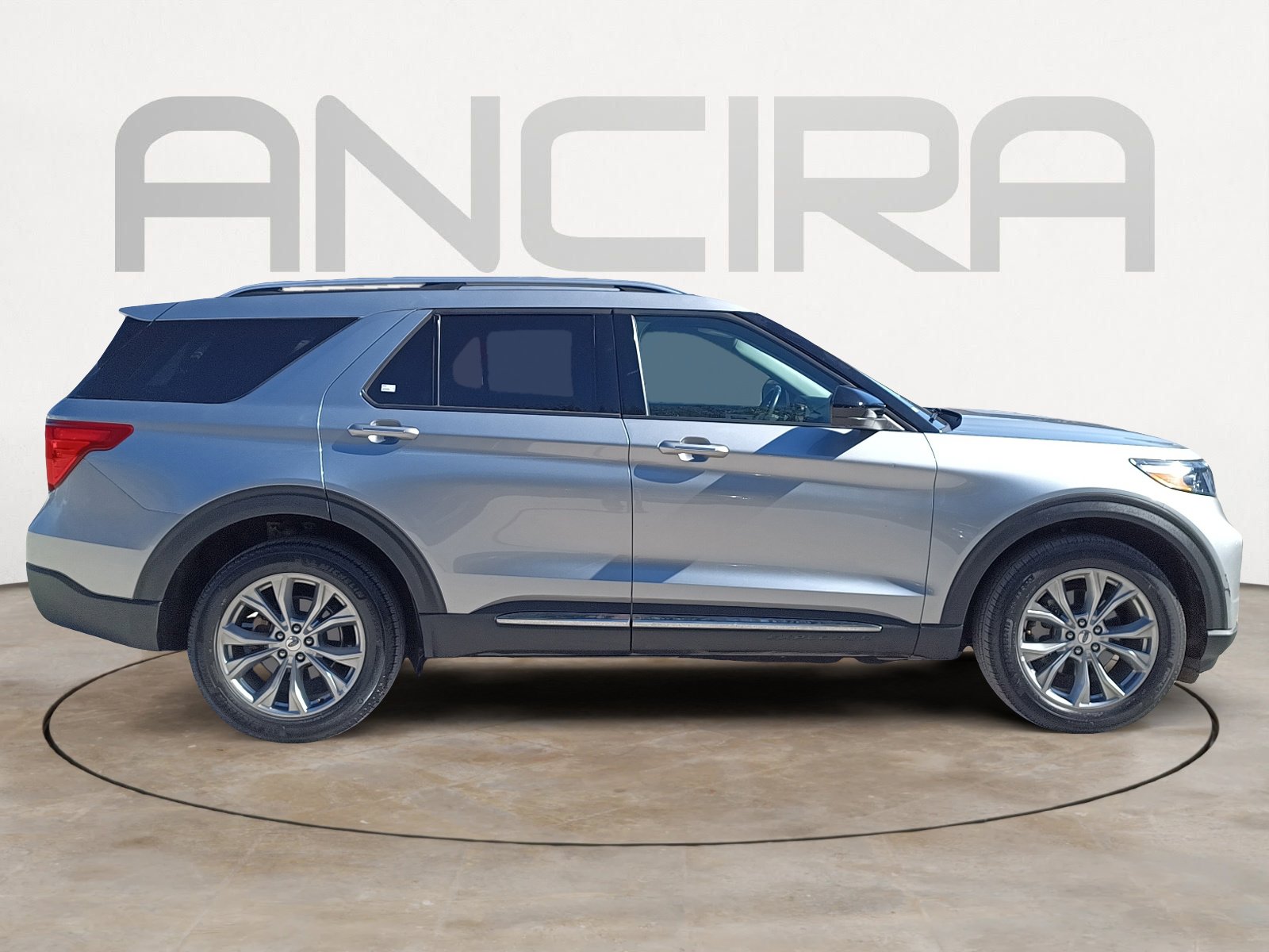 Used 2023 Ford Explorer Limited image 11