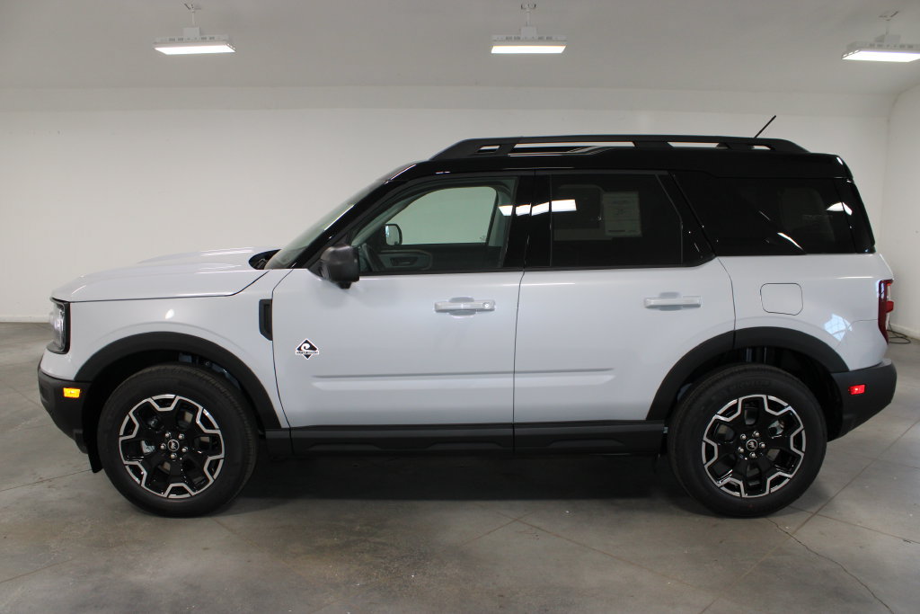 New 2026 Ford Bronco Sport Outer Banks AWD/4WD image 5
