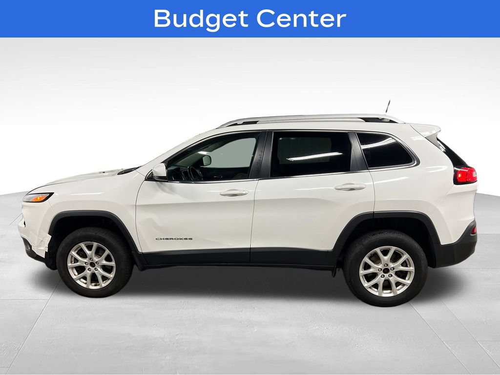 Used 2017 Jeep Cherokee Latitude w/ Safety/Convenience Group AWD/4WD image 5