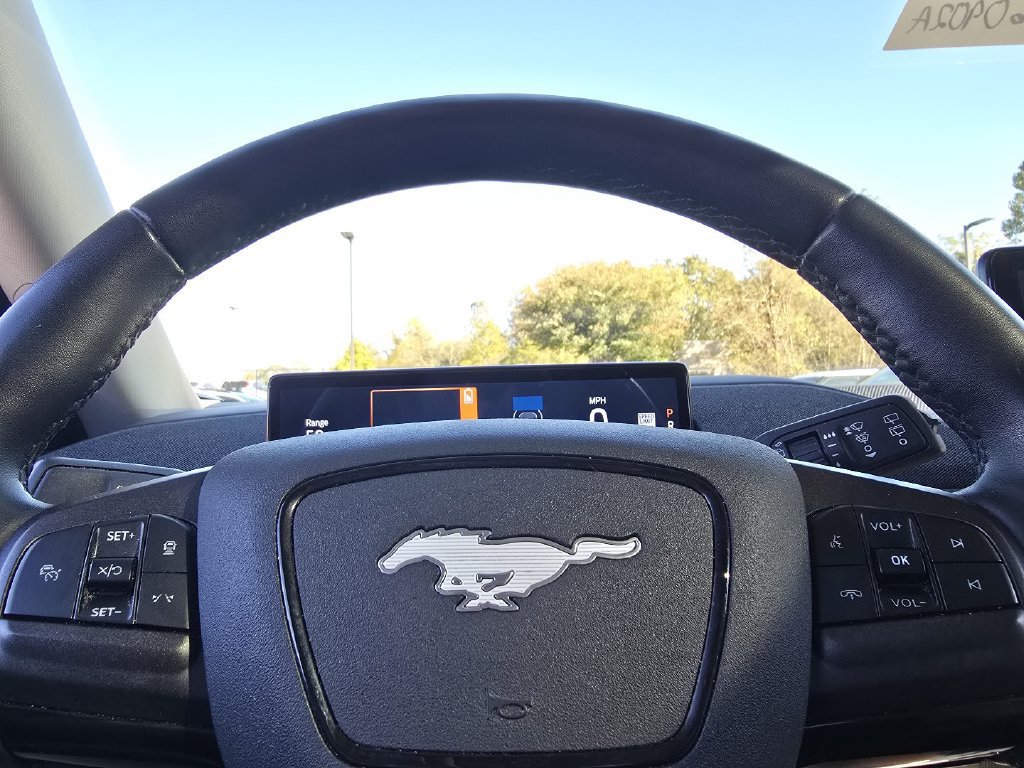 Used 2022 Ford Mustang Mach-E Premium w/ Ice White Appearance Package AWD/4WD image 28