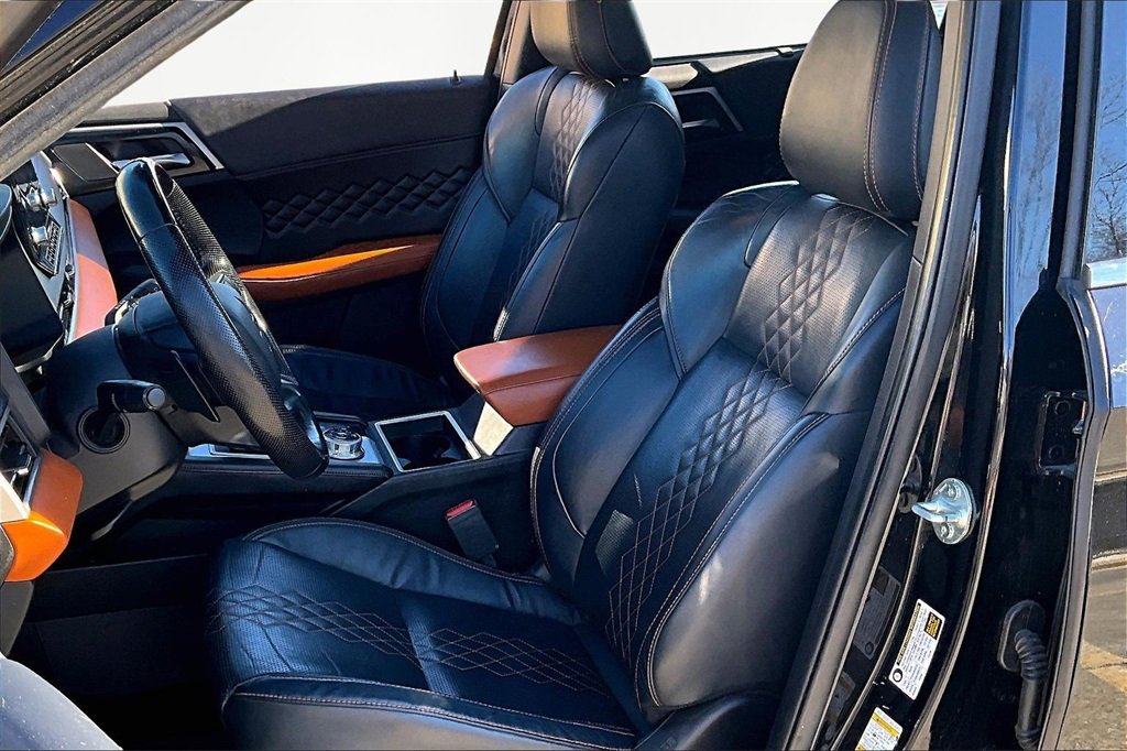 Used 2022 Mitsubishi Outlander SEL image 25