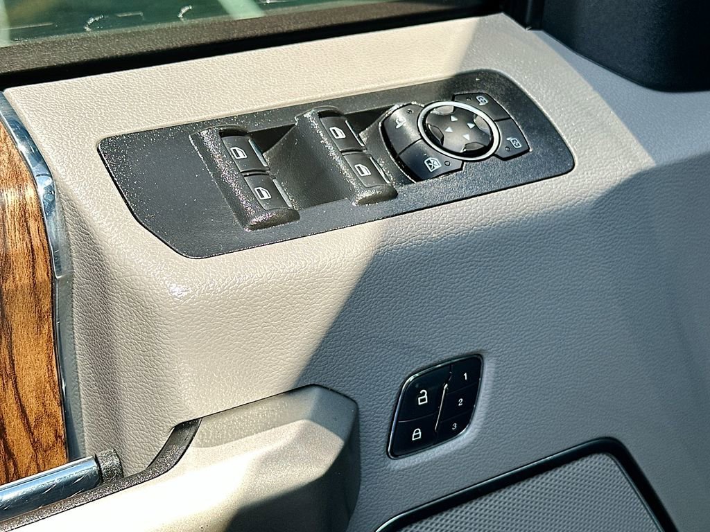 Used 2018 Ford F150 Lariat w/ Equipment Group 502A Luxury image 21