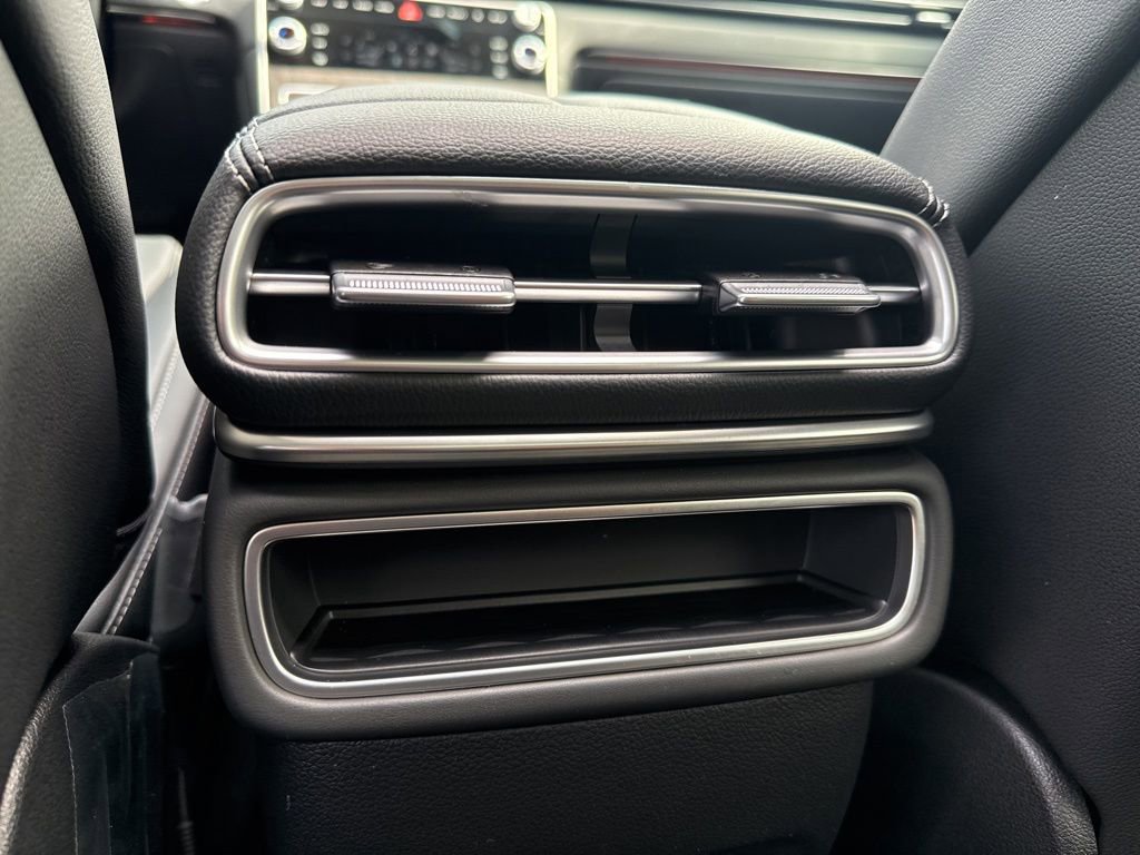 Used 2025 Genesis GV80 2.5T Advanced image 27