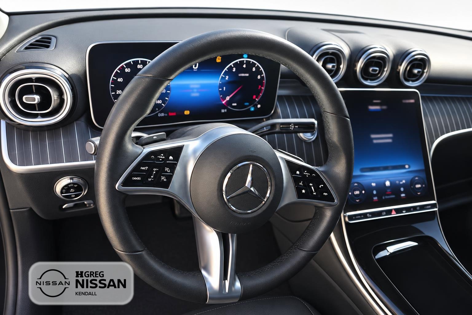 Used 2023 Mercedes-Benz C 300 Sedan w/ Exclusive Trim Package image 10