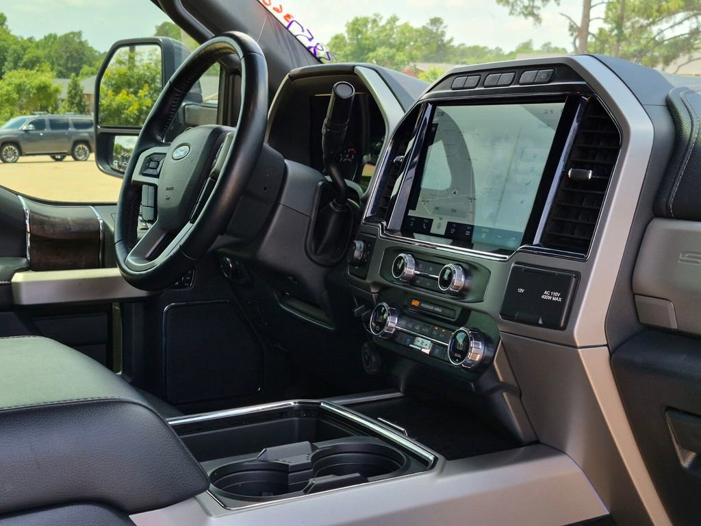 Used 2022 Ford F250 Lariat w/ Lariat Ultimate Package AWD/4WD image 29