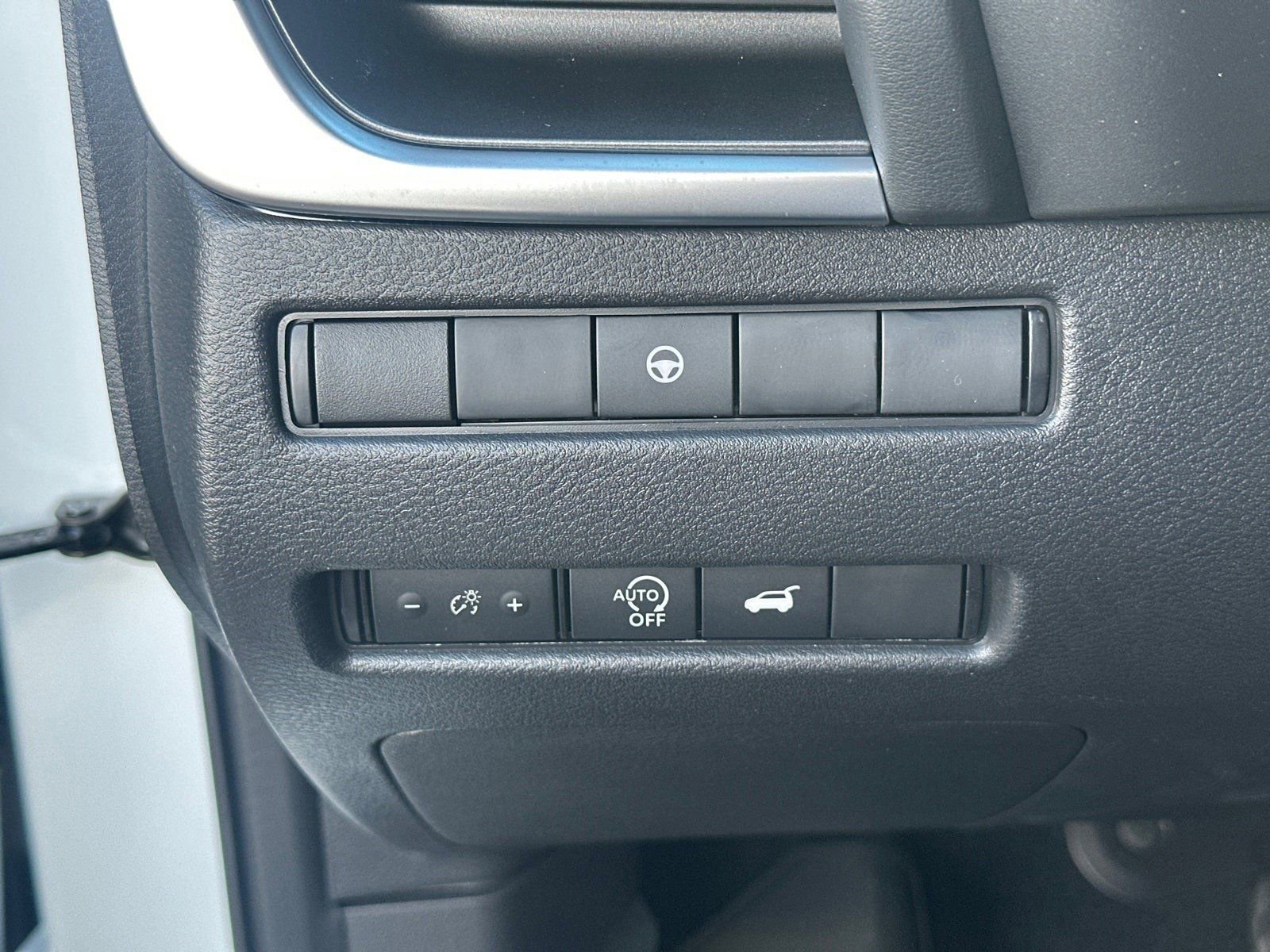 New 2026 Nissan Rogue SV FWD image 32
