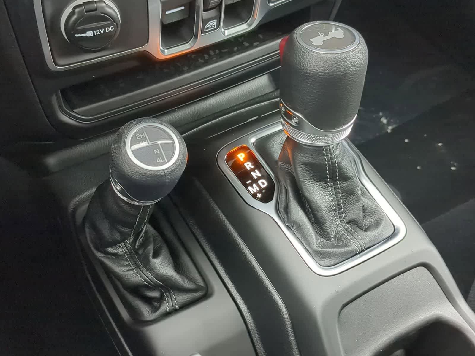 Used 2026 Jeep Wrangler Sport AWD/4WD image 36