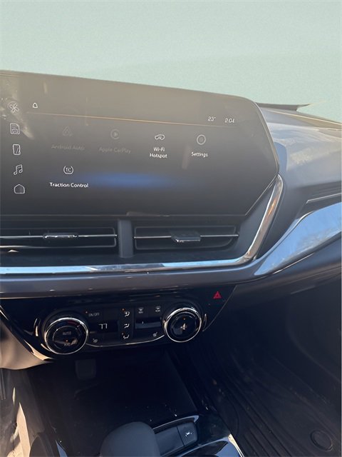 Used 2025 Chevrolet Trax ACTIV w/ Driver Confidence Package image 15