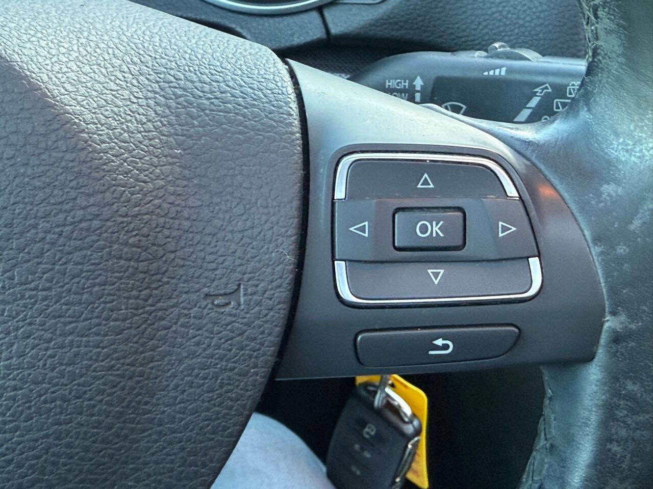 Used 2010 Volkswagen Jetta TDI FWD image 46