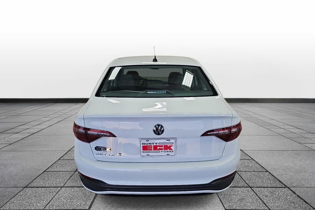 Used 2024 Volkswagen Jetta S image 6