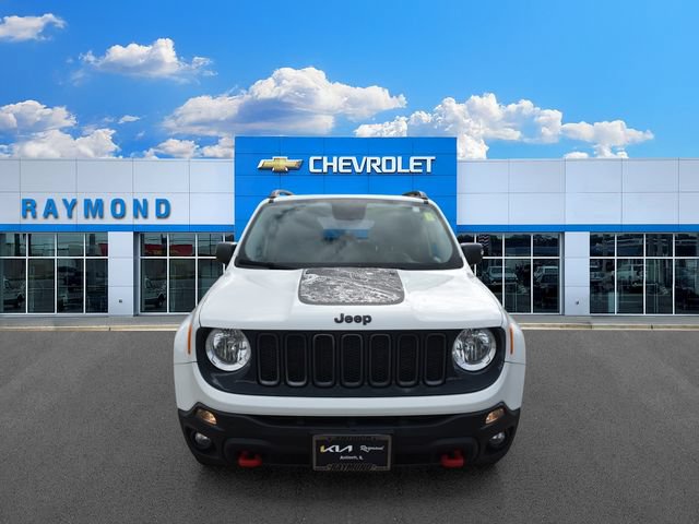 Used 2017 Jeep Renegade Trailhawk AWD/4WD image 8