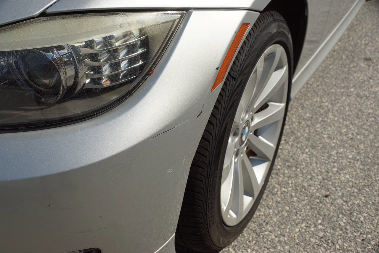 Used 2011 BMW 328i xDrive Sedan image 22