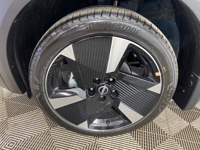 New 2026 Nissan Kicks SR w/ Cold Weather Package image 9
