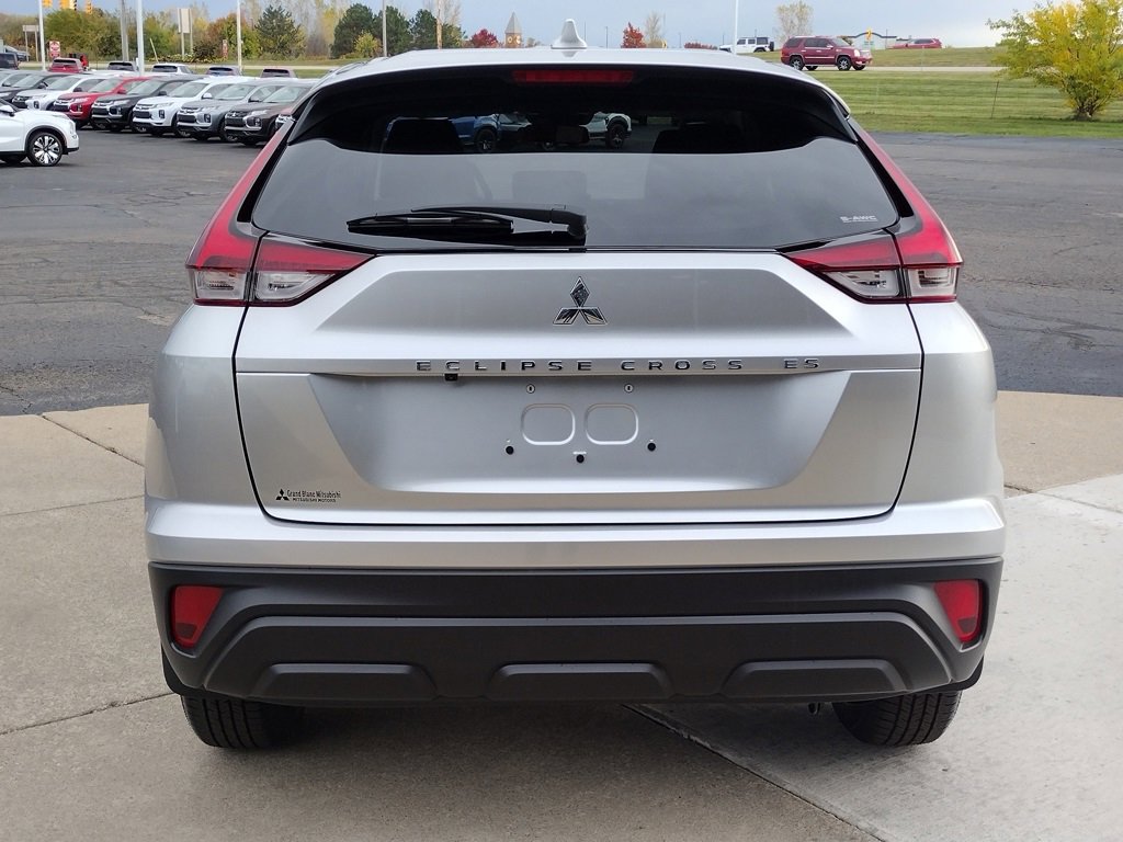 New 2026 Mitsubishi Eclipse Cross ES image 16