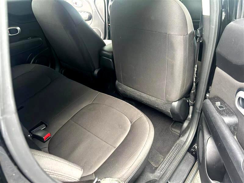 Used 2019 Kia Soul image 11