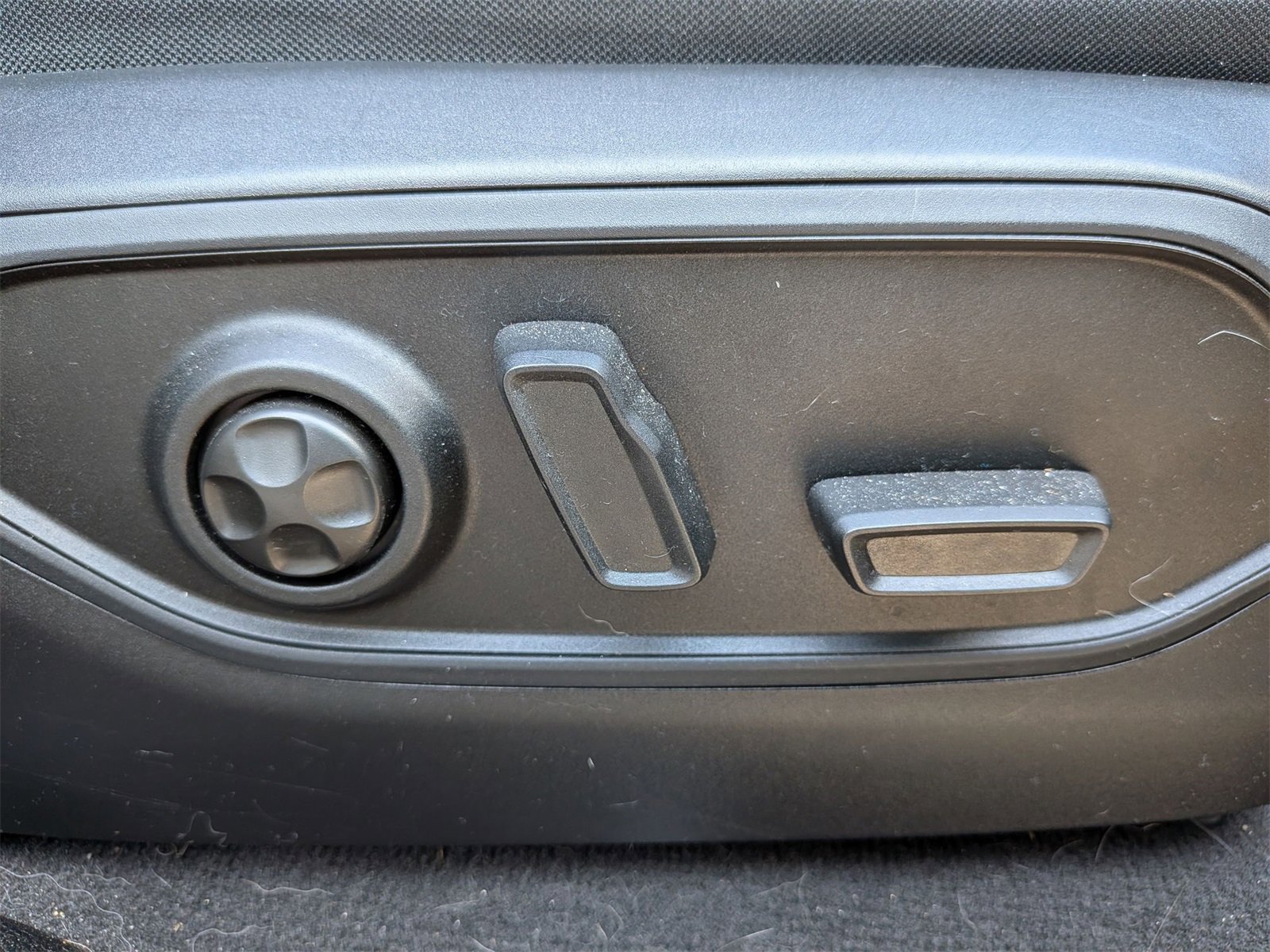 Used 2023 Jeep Grand Cherokee Trailhawk image 37