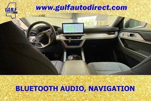 Used 2025 Ford Explorer Active image 2