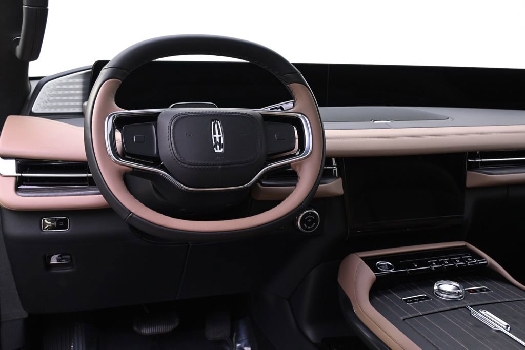 New 2026 Lincoln Navigator Black Label image 12