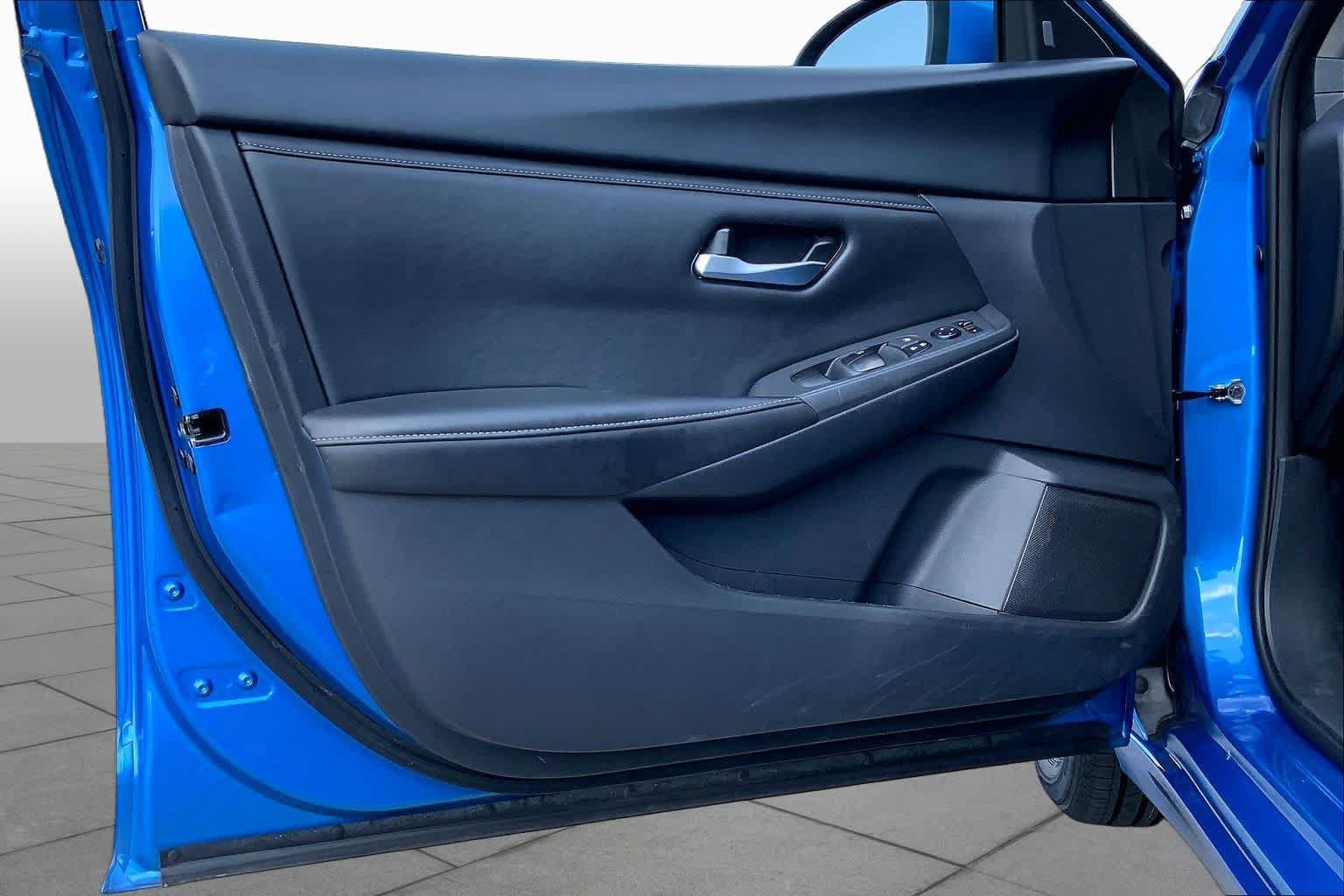 Used 2025 Nissan Sentra SV FWD image 20