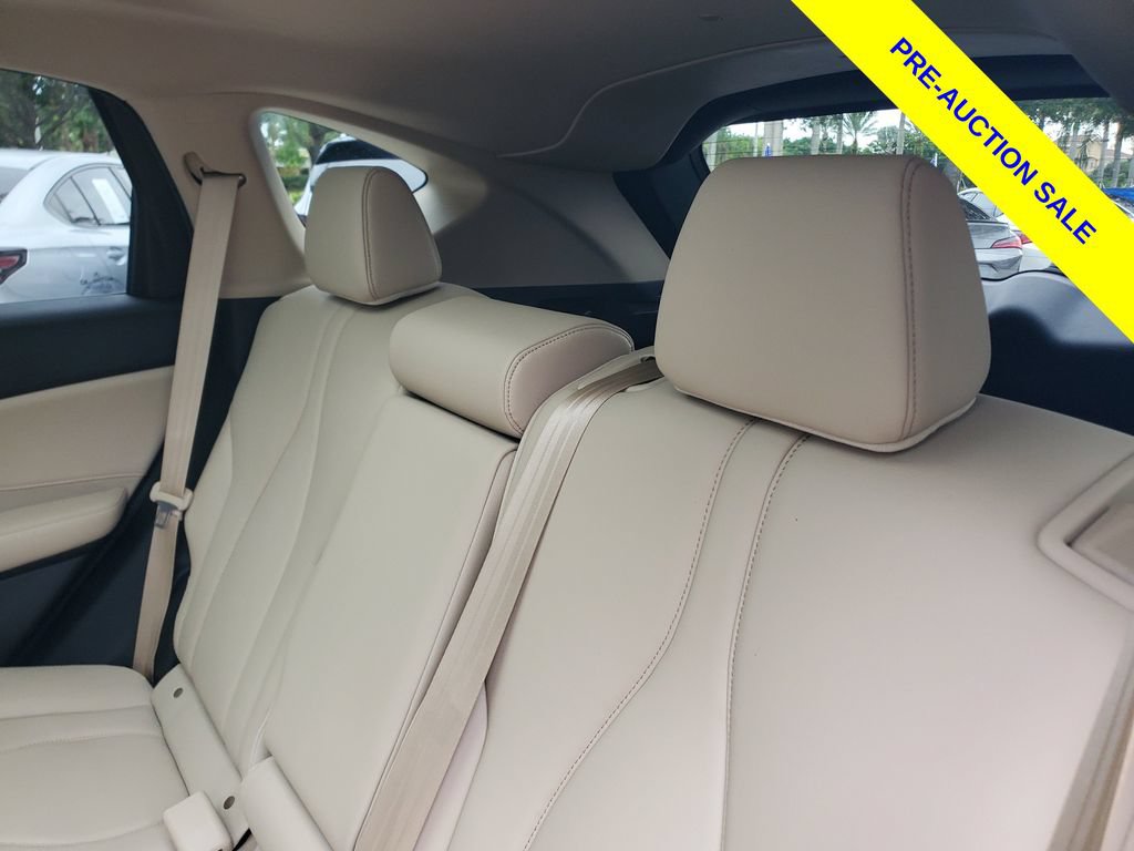 Used 2024 Acura RDX SH-AWD image 13