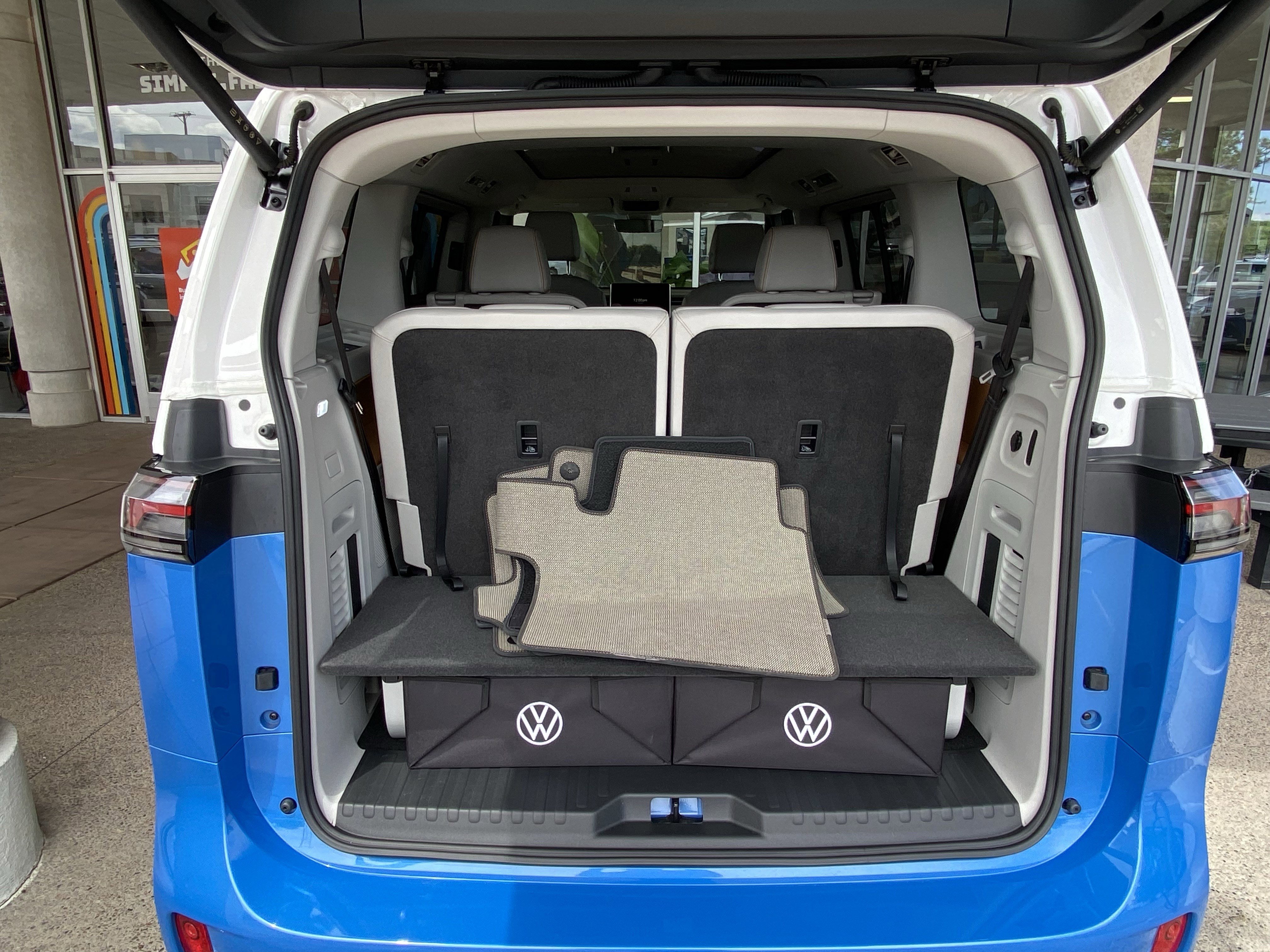 Used 2025 Volkswagen ID. Buzz 1st Edition AWD/4WD image 29