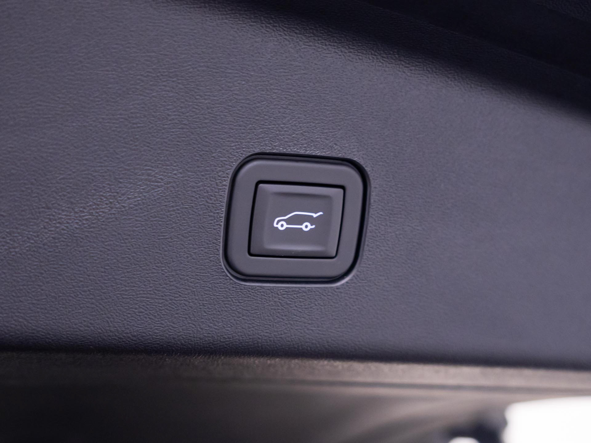 New 2027 Cadillac Vistiq Sport w/ LPO, Floor Liner Package AWD/4WD image 35